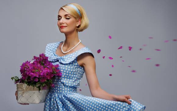 Un traje vintage con el que iría bien vestida al matrimonio. FOTO Sstock Un traje vintage con el que iría bien vestida al matrimonio. FOTO Sstock