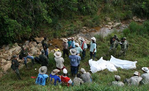 Esta es la quedraba El Bosque, en la cual se produjo el quíntuple homicidio. Foto de Manuel Saldarriaga.