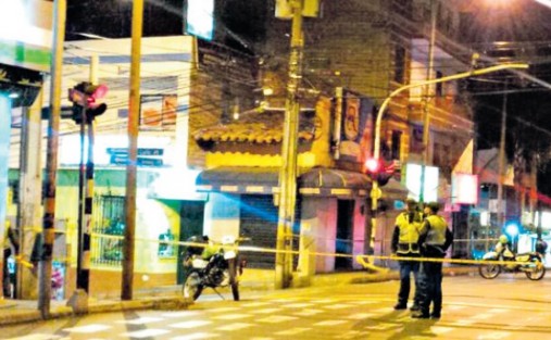 En esta zona, a una cuadra del parque principal de Bello, ocurrió el doble asesinato del abogado y el taxista. Cortesía.