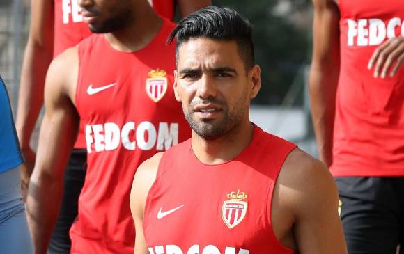Falcao paga 8,2 M€ a Hacienda para negociar con la Fiscalía Falcao paga 8,2 M€ a Hacienda para negociar con la Fiscalía