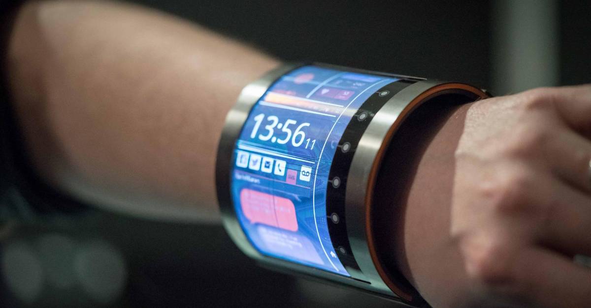 flexible display smartwatch