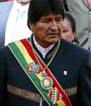 El presidente Morales pidió este jueves un “castigo ejemplar” para los militares que tenían la responsabilidad de custodiar la medalla, considerada una joya única en América por historiadores. El presidente Morales pidió este jueves un “castigo ejemplar” para los militares que tenían la responsabilidad de custodiar la medalla, considerada una joya única en América por historiadores.