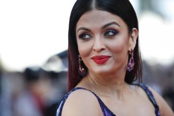 Superestrella de Bollywood ha contraído el coronavirus Superestrella de Bollywood ha contraído el coronavirus