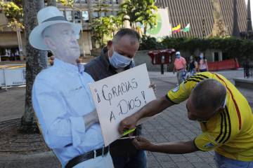 Jueza da libertad inmediata a Álvaro Uribe Vélez Jueza da libertad inmediata a Álvaro Uribe Vélez