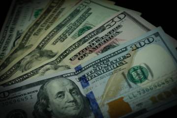 Dólar volvió a superar la barrera de los 4.000 pesos Dólar volvió a superar la barrera de los 4.000 pesos