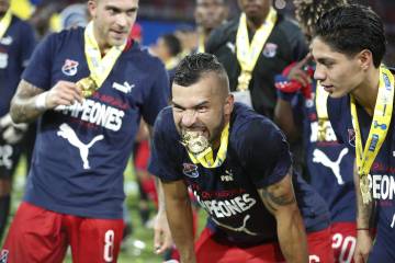 El Poderoso se coronó El Poderoso se coronó