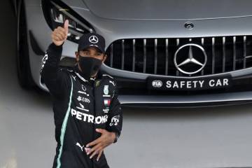 Lewis Hamilton gana la ‘pole position’ en Rusia por delante de Verstappen Lewis Hamilton gana la ‘pole position’ en Rusia por delante de Verstappen
