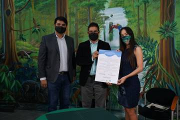 Universidad de Antioquia y Corantioquia firman convenio para medir calidad del aire y del agua Universidad de Antioquia y Corantioquia firman convenio para medir calidad del aire y del agua