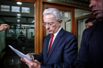 Se empezó a despejar el camino de Uribe en la justicia ordinaria Se empezó a despejar el camino de Uribe en la justicia ordinaria