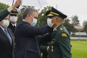 El presidente insiste en una reforma a la justicia El presidente insiste en una reforma a la justicia
