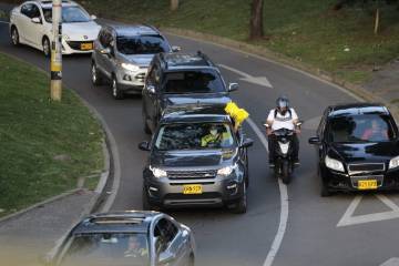Convocan caravanas en apoyo al expresidente Álvaro Uribe en Medellín Convocan caravanas en apoyo al expresidente Álvaro Uribe en Medellín
