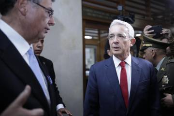 Fiscalía pide libertad de Álvaro Uribe Vélez en su caso Fiscalía pide libertad de Álvaro Uribe Vélez en su caso