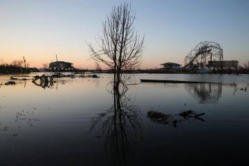 Huracán Delta deja a Luisiana entre escombros e inundaciones Huracán Delta deja a Luisiana entre escombros e inundaciones