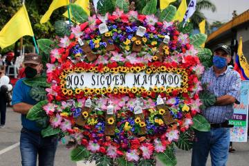 Marchas del paro nacional en Medellín y Bogota Marchas del paro nacional en Medellín y Bogota