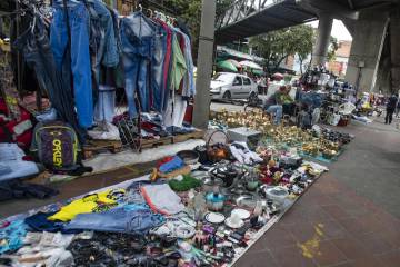 Los venteros y la pandemia en el Bazar de los puentes Los venteros y la pandemia en el Bazar de los puentes