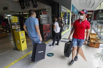 Apertura de centros comerciales Apertura de centros comerciales