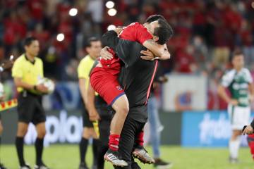 El Poderoso se coronó El Poderoso se coronó