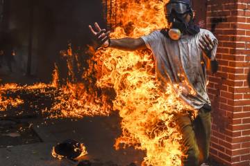 Represiones contra manifestantes de la oposición venezolana Represiones contra manifestantes de la oposición venezolana