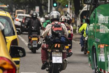 Propuesta de pico y placa todo el día para Medellín y el Valle de Aburrá Propuesta de pico y placa todo el día para Medellín y el Valle de Aburrá