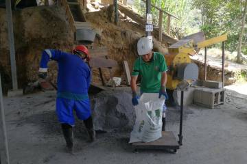 Mineras de Buriticá firman pacto por el medio ambiente Mineras de Buriticá firman pacto por el medio ambiente