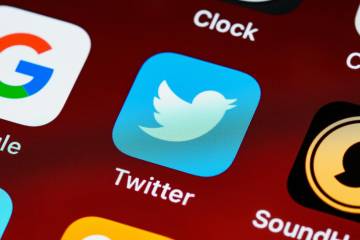 Twitter hace cambio temporal en el retuit de cara a elecciones de Estados Unidos Twitter hace cambio temporal en el retuit de cara a elecciones de Estados Unidos