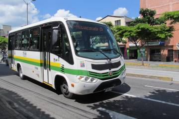 La larga espera de la ruta alimentadora La larga espera de la ruta alimentadora