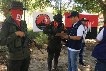 Eln no ha violado el cese el fuego en ocho días: Cerac Eln no ha violado el cese el fuego en ocho días: Cerac