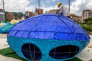 Alumbrados de Navidad 2020 se instalan en Parques del Río, en Medellín Alumbrados de Navidad 2020 se instalan en Parques del Río, en Medellín