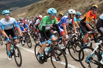 Esteban Chaves salió del top-5 de la Vuelta a España y Dan Martin ganó la tercera etapa Esteban Chaves salió del top-5 de la Vuelta a España y Dan Martin ganó la tercera etapa