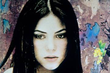 Shakira celebra 25 años del álbum Pies descalzos Shakira celebra 25 años del álbum Pies descalzos