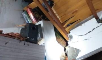 En Rionegro, un vendaval ocasionó destechamientos, inundaciones y la caída de un árbol. FOTO CORTESÍA GOBERNACIÓN DE ANTIOQUIA En Rionegro, un vendaval ocasionó destechamientos, inundaciones y la caída de un árbol. FOTO CORTESÍA GOBERNACIÓN DE ANTIOQUIA