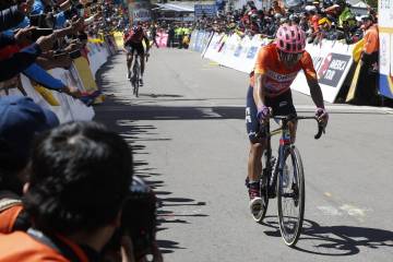 Así festejó Sergio Higuita el título en el Tour Colombia Así festejó Sergio Higuita el título en el Tour Colombia