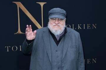 George R.R. Martin avanza en los libros de Game of Thrones, tendrá uno listo en 2021 George R.R. Martin avanza en los libros de Game of Thrones, tendrá uno listo en 2021