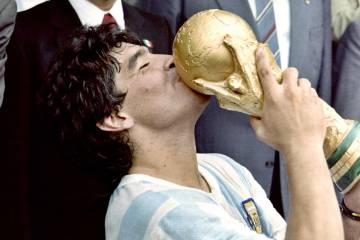 Diego Maradona habla del gol a Inglaterra y su cumpleaños 60 Diego Maradona habla del gol a Inglaterra y su cumpleaños 60