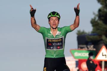 Primoz Roglic ganó la octava etapa, Richard Carapaz sigue líder en la Vuelta a España Primoz Roglic ganó la octava etapa, Richard Carapaz sigue líder en la Vuelta a España