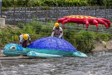 Alumbrados de Navidad 2020 se instalan en Parques del Río, en Medellín Alumbrados de Navidad 2020 se instalan en Parques del Río, en Medellín