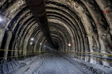 Rescate de topógrafos que cayeron a abismo en túnel del Toyo, occidente de Antioquia Rescate de topógrafos que cayeron a abismo en túnel del Toyo, occidente de Antioquia