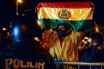 Recuento de votos en elecciones presidenciales en Bolivia genera protestas Recuento de votos en elecciones presidenciales en Bolivia genera protestas