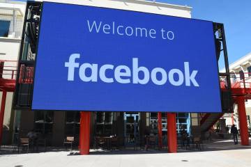 Facebook desafía a YouTube con videos musicales con licencia Facebook desafía a YouTube con videos musicales con licencia