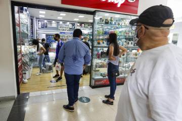 Apertura de centros comerciales Apertura de centros comerciales