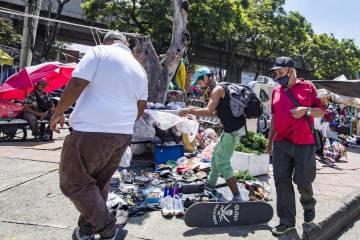 Los venteros y la pandemia en el Bazar de los puentes Los venteros y la pandemia en el Bazar de los puentes