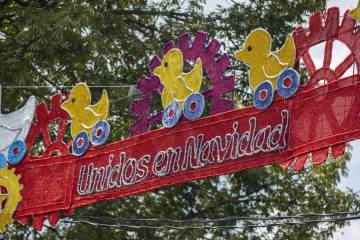 Alumbrados de Navidad ya se instalan en Envigado Alumbrados de Navidad ya se instalan en Envigado