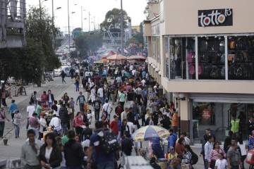 Confianza del consumidor cayó 12,5 % en marzo Confianza del consumidor cayó 12,5 % en marzo