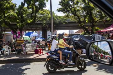 Los venteros y la pandemia en el Bazar de los puentes Los venteros y la pandemia en el Bazar de los puentes