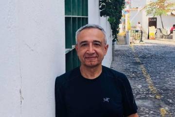Hallan cadaver en Medellin que podría ser extranjero desaparecido Hallan cadaver en Medellin que podría ser extranjero desaparecido