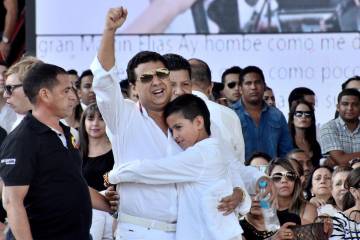 Entierro del cantante Martín Elías Entierro del cantante Martín Elías