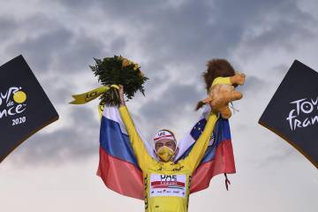 Tadej Pogacar, campeón del Tour de Francia; Urán y Miguel López en el top-10 de la general Tadej Pogacar, campeón del Tour de Francia; Urán y Miguel López en el top-10 de la general