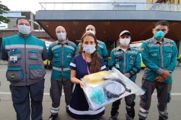 Personal médico de Medellín recibe implementos para atención de pacientes ante coronavirus Personal médico de Medellín recibe implementos para atención de pacientes ante coronavirus