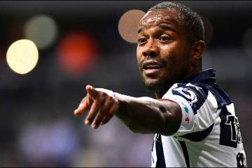 El colombiano Pabón y González violan el aislamiento y no jugarán ante León El colombiano Pabón y González violan el aislamiento y no jugarán ante León