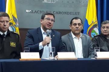 Periodistas ecuatorianos secuestrados estarían en Colombia Periodistas ecuatorianos secuestrados estarían en Colombia